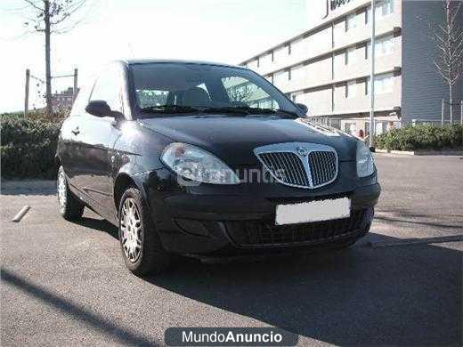 Lancia Ypsilon 1.2 16v Argento