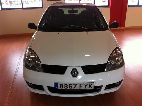 Renault Clio CAMPUS 1.5DCI AUTHENTIQUE 65cv 5P *REGALO VACACIONES