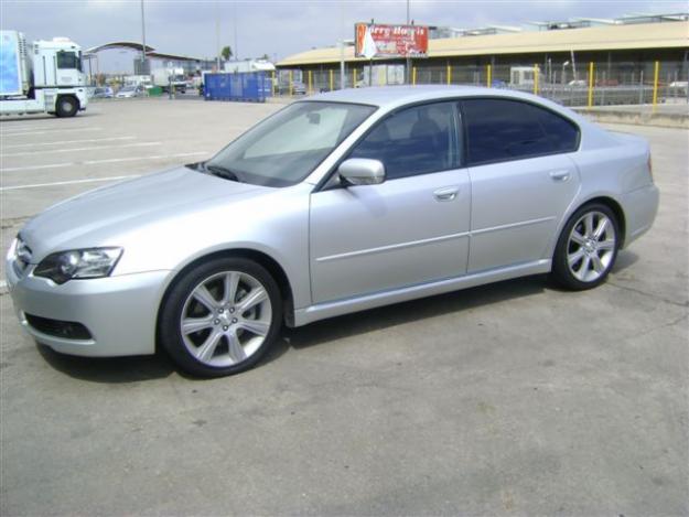 VENDU SUBARU LEGACY 3.0