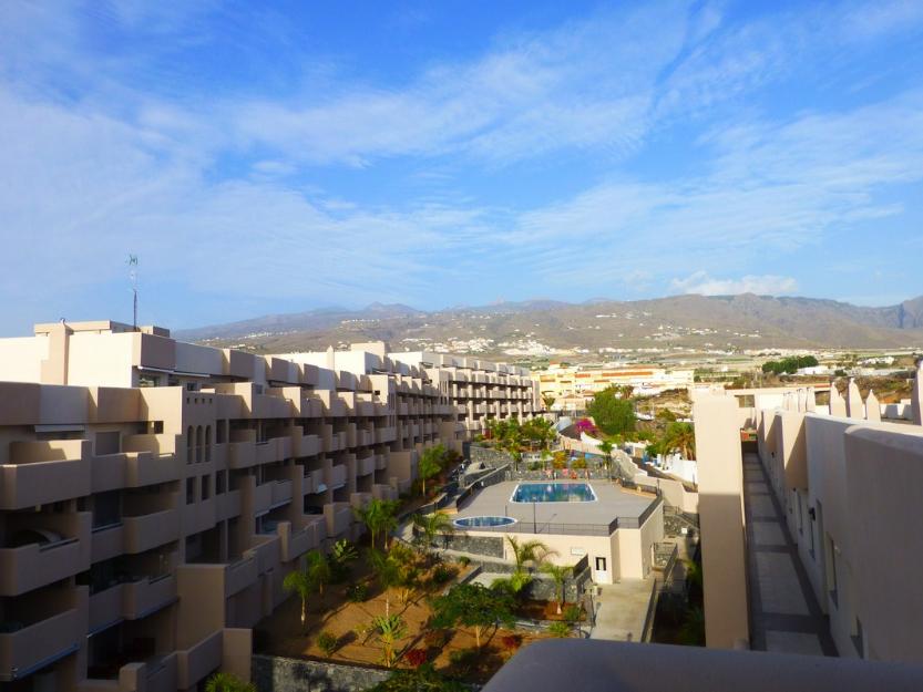 Se vende piso en Playa Paraíso, terraza, garaje, vistas a mar, piscina