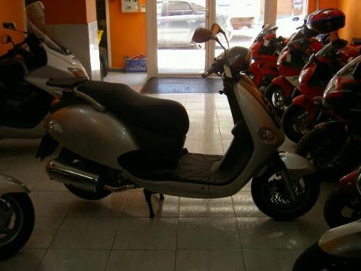 KYMCO Yup 250