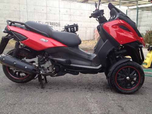 Piaggio Vespa Mp3 500 2009