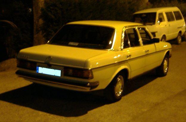 Se vende COCHE CLASICO,m ercedes-benz 300D, carroceria 123w, año 1981. Restaurado.