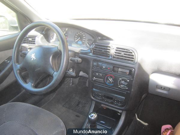 VENDO PEUGEOT 406 COMO NUEVO!