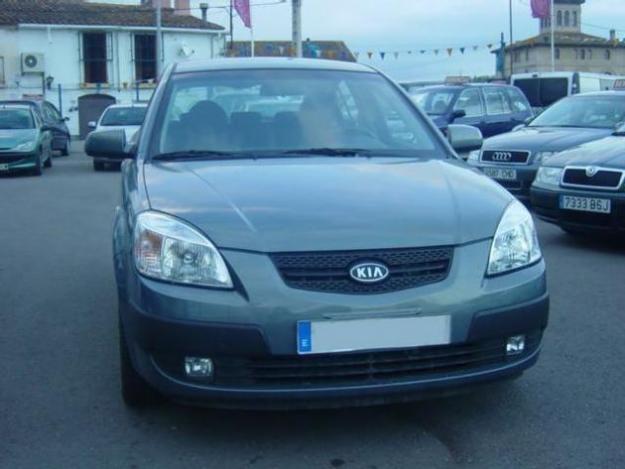 Venta de Kia RIO 1.5 CRDI 110CV. 5P. '05 en Parets Del Vallès