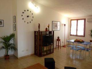 Apartamento en villa : 1/3 personas - cagliari  cagliari (provincia de)  cerdena  italia