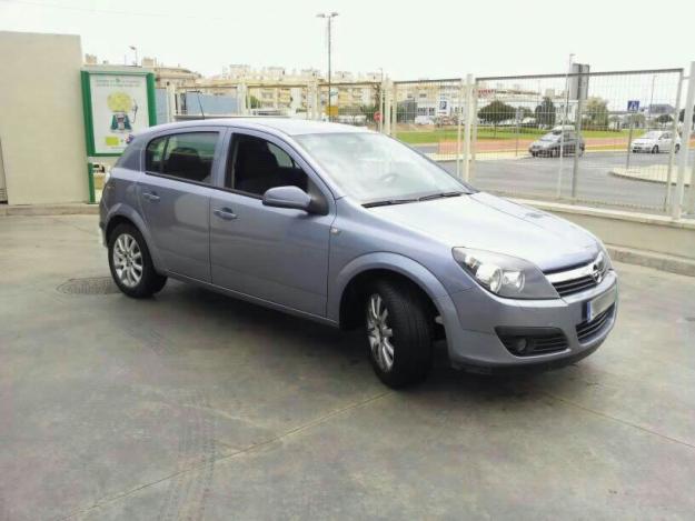 Se vende Opel Astra