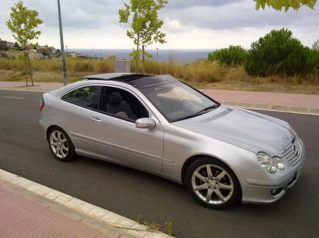 Mercedes Clase C 180 SPORT COUP en BARCELONA