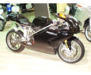 DUCATI 999 S