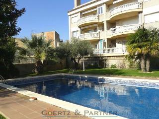 Apartamento : 6/7 personas - piscina - ampuriabrava  girona (provincia de)  cataluna  espana