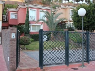 Chalet con 3 dormitorios se vende en Benalmadena Costa, Costa del Sol