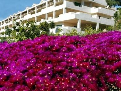 Apartamento con 2 dormitorios se vende en Estepona, Costa del Sol