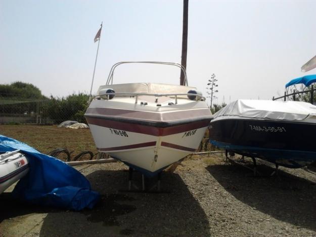 Vendo Barco Glastrom Swift Craft.