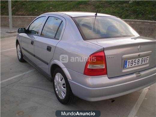 Opel Astra 1.6 16V COMFORT