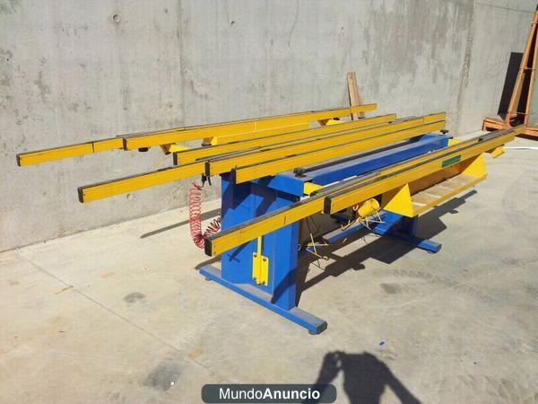 se vende maquinaria de carpinteria aluminio