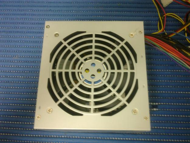 Vendo fuente de alimentacion de ordenador 500w -220vts