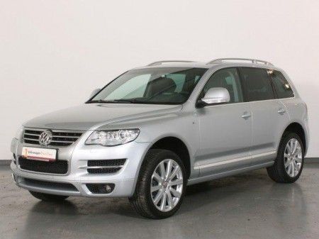 VOLKSWAGEN TOUAREG 5.0TDI V10 R-LINE, SUSPENSION, NAVY. - Madrid