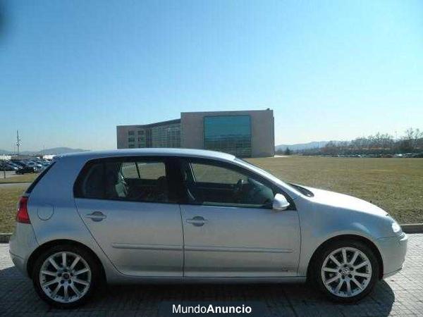 Volkswagen Golf 2.0TDI Sportline