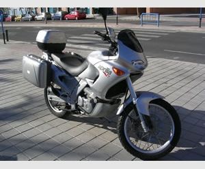 APRILIA PEGASO 650