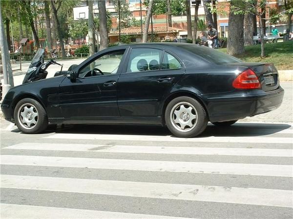 Mercedes-Benz E 220 CDI