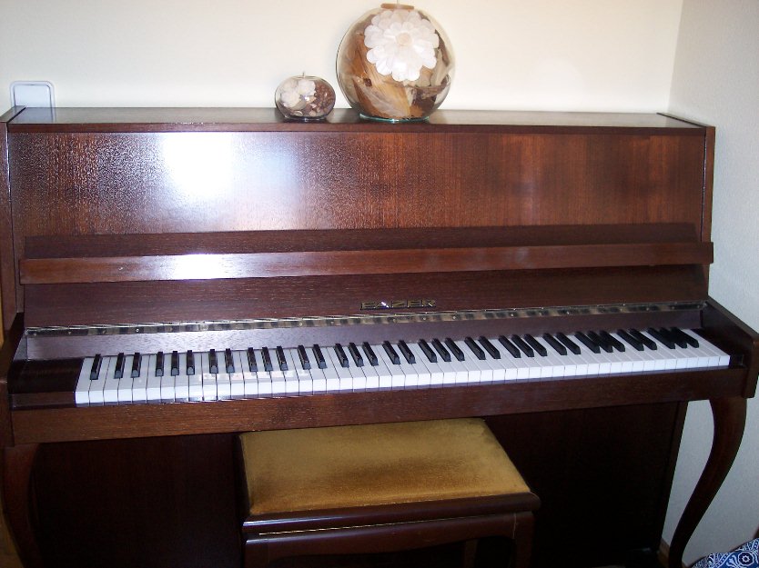 Vendo piano vertical en zaragoza