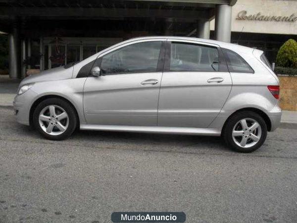 Mercedes-Benz B 200 CDI SOLO 40.000 KMS