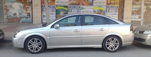 VENDO OPEL VECTRA GTS 2.2DTI FULL EQUIPMENT