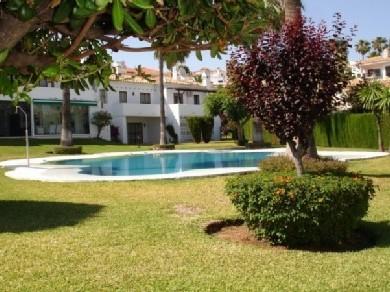 Apartamento con 4 dormitorios se vende en Mijas Costa, Costa del Sol