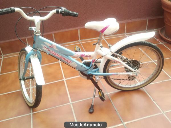 Vendo bicicleta de niño semi-nueva