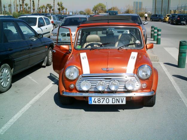 Mini Cooper 1.3i Sports pack