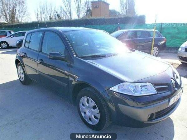 Renault Megane 1.5dCi Busin. 105 eco2