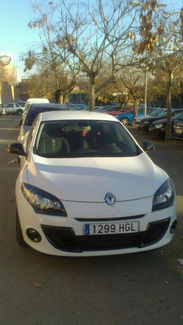 vendo renault megane  casi nuevo