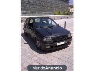 Renault Clio 1.8 16v