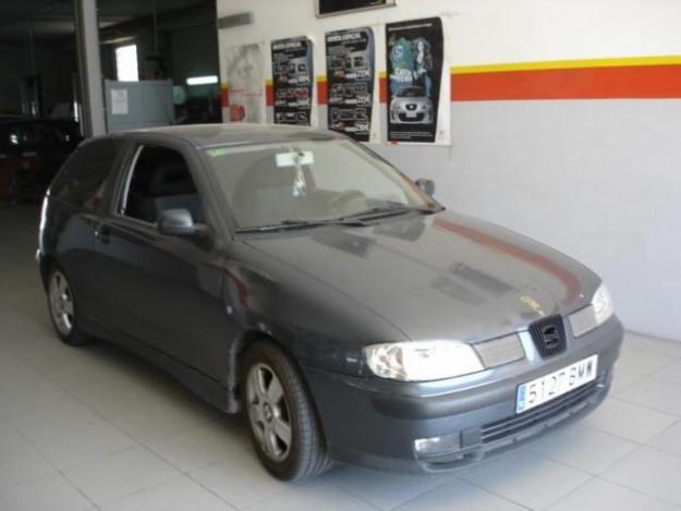 Venta de coche Seat Ibiza Sport 1.9 Tdi 100cv 3p. '01 en Tortosa