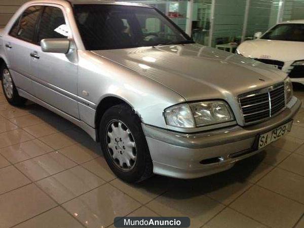 Mercedes-Benz C 180 ELEGANCE