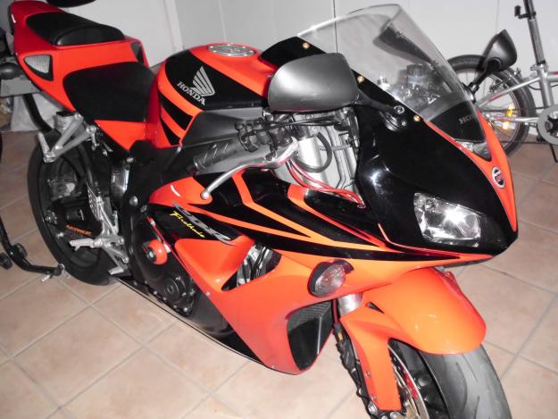 Honda cbr 1000RR. ¡Perfecto estado¡¡ ¡¡¡a negociar¡¡