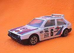 Lancia Delta S4 (Bburago escala 1:43)