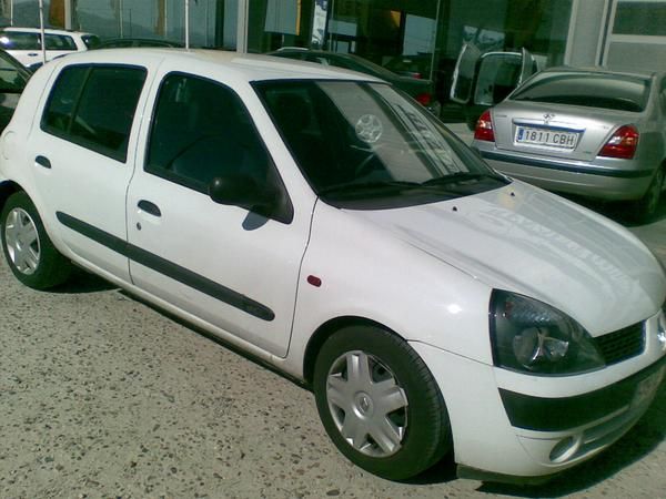 vendo renault  clio