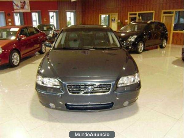 Volvo S60 2.4D Momentum 163