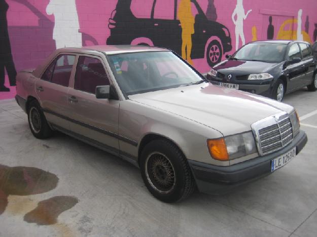 Mercedes Benz 300  E, 999€