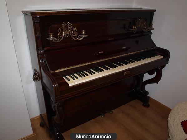 PIANO VERTICAL 1898