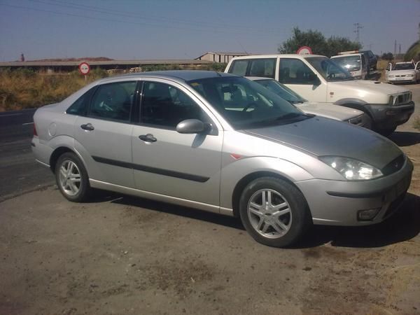 vendo ford focus 1,8 tddi año 2002