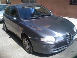 Alfa romeo color gris 2001