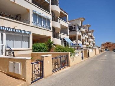 Apartamento con 2 dormitorios se vende en Punta Prima, Costa Blanca