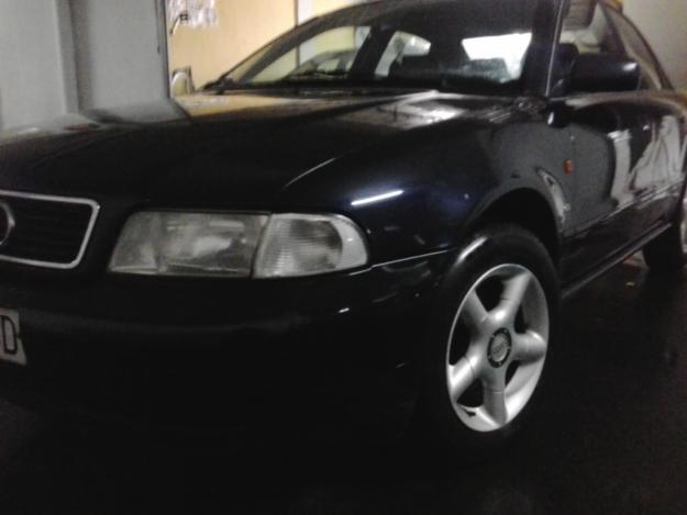 Vendo Audi A4 1.9 TDI