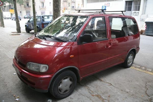 VENDO NISSAN VANNETTE 2.3D SLX 7 PLAZAS 5p.