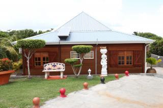 Villa : 6/7 personas - piscina - junto al mar - vistas a mar - le moule  grande terre  guadalupe