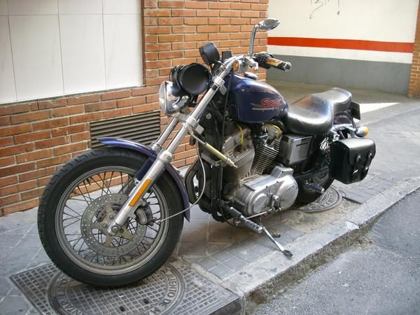 Vendo Harley Davidson 883 XL 99 por  5.500   Negociables