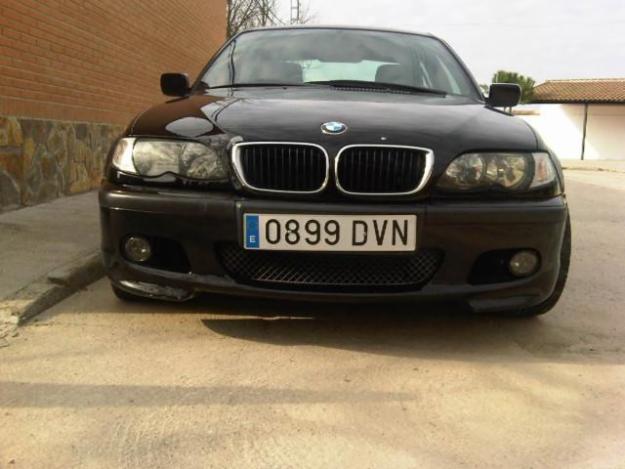 2002 BMW 320 pak. M negro