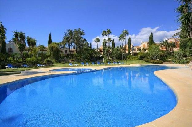 Casa en venta en New Golden Mile, Málaga (Costa del Sol)